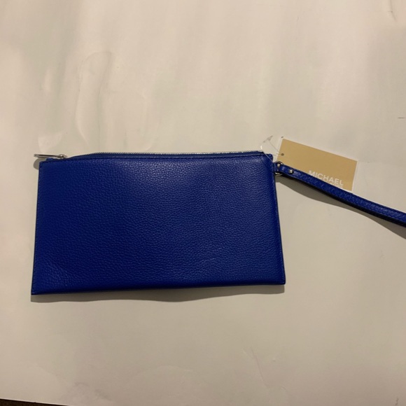 Michael Kors Wristlet - Picture 2 of 4